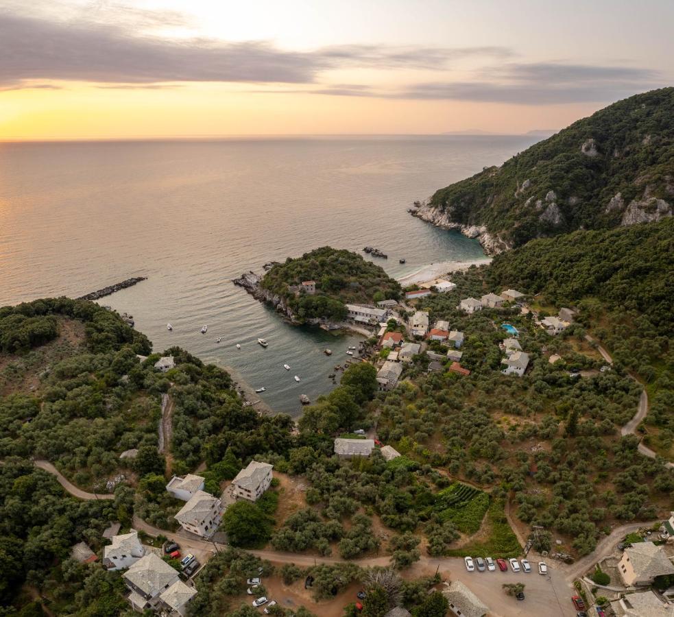 Orange House For Big Families In Damouchari - Delicious Houses Bagian luar foto
