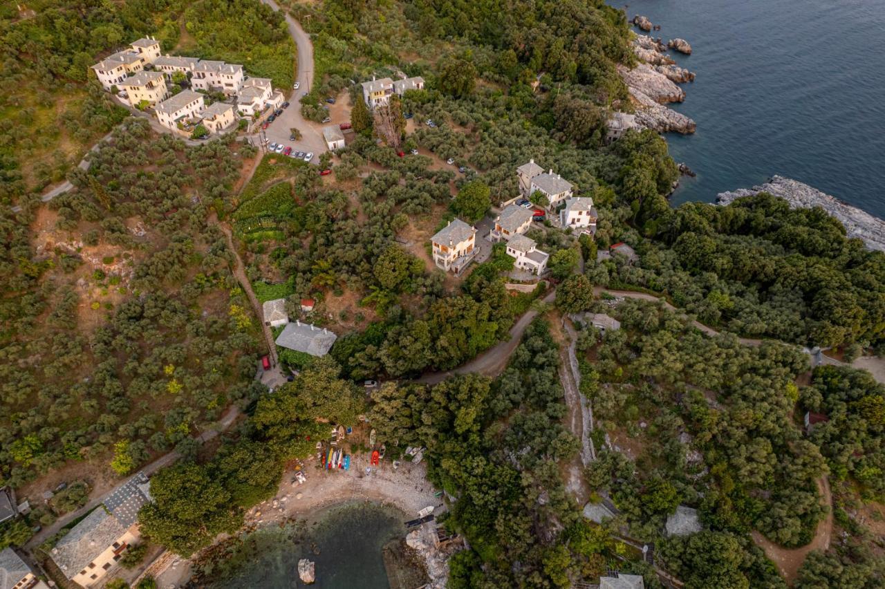 Orange House For Big Families In Damouchari - Delicious Houses Bagian luar foto