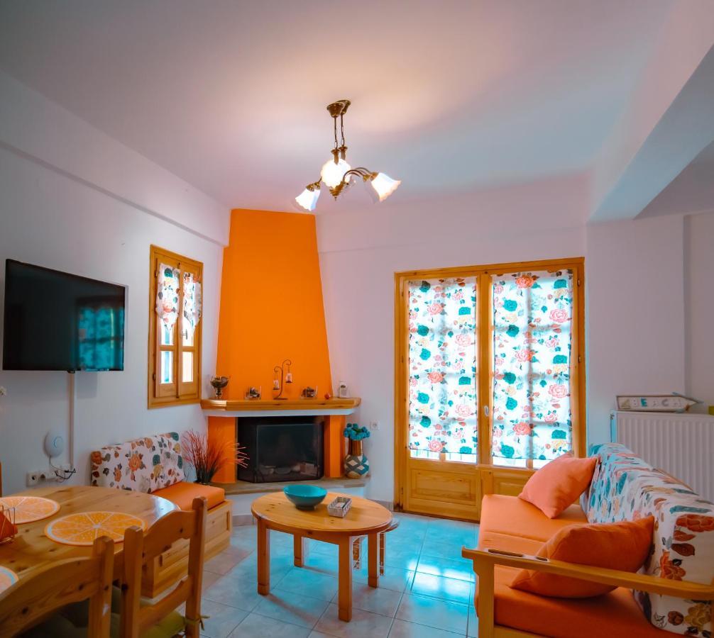 Orange House For Big Families In Damouchari - Delicious Houses Bagian luar foto