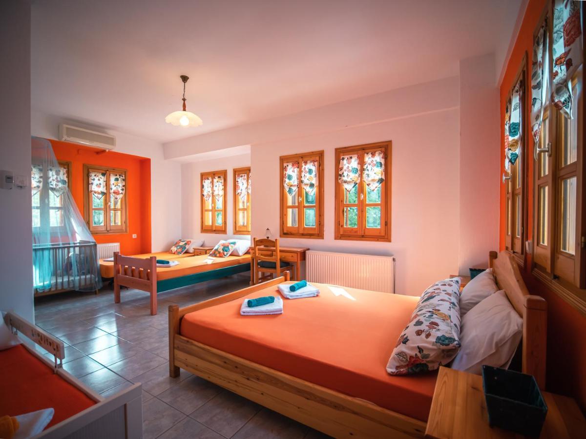 Orange House For Big Families In Damouchari - Delicious Houses Bagian luar foto