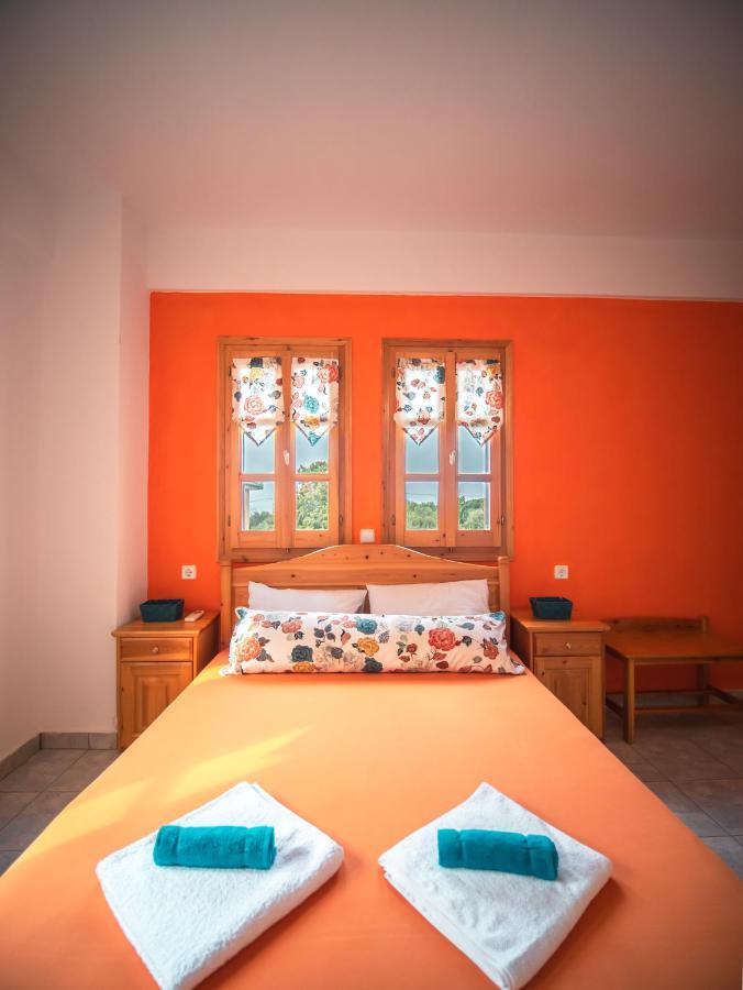Orange House For Big Families In Damouchari - Delicious Houses Bagian luar foto